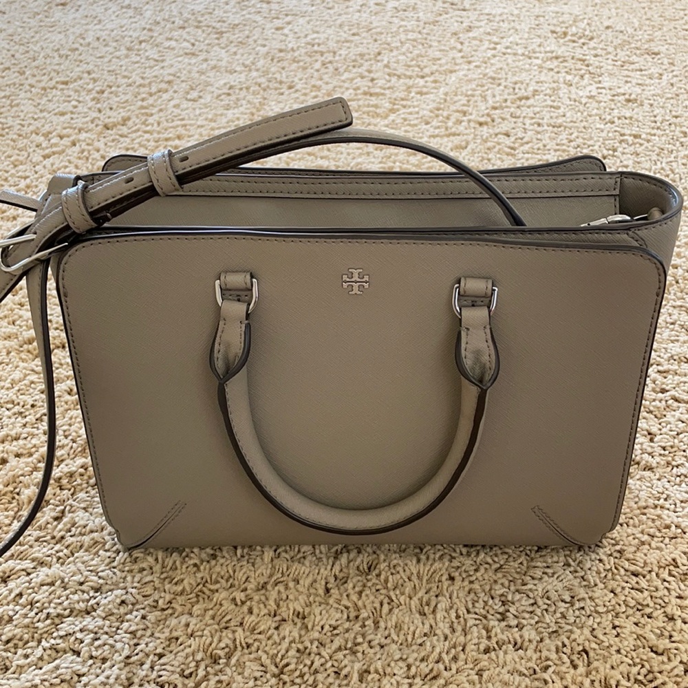 Tory Burch Small Robinson Zip Tote French Grey